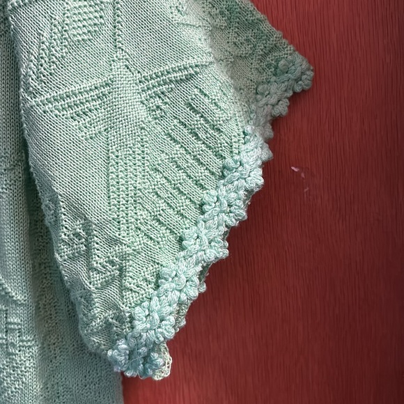 Lime green hand loomed cotton sweater - Picture 2 of 6